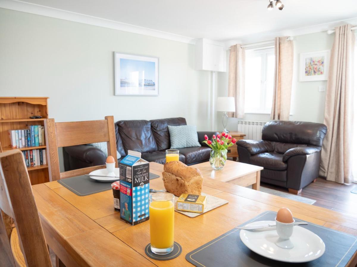 Ellingham Self-Catering Cottages Saint Peter Port Esterno foto