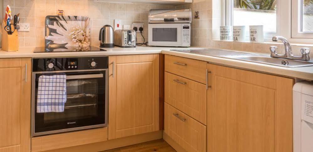 Ellingham Self-Catering Cottages Saint Peter Port Esterno foto